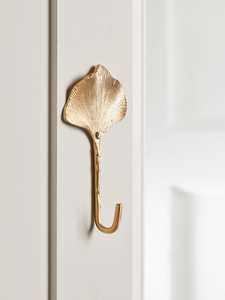 Leaf Shape Metal Wall <b>Hook</b> Set Of 7 Gold Tone <b>Plant</b> Pattern Rustic Style <b>Hooks</b> For Clothing Storage - Product Image 2