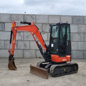 Mini-excavatrice puissante Kubota U-50-5 pour projets de construction, offrant des performances fiables et un fonctionnement hydraulique efficace - Product Image 4