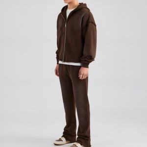 Conjunto de chándal vintage lavado para hombre con cremallera, chaqueta con capucha y pantalones de chándal de estilo urbano oversize, traje casual para correr con logo personalizado - Product Image 3