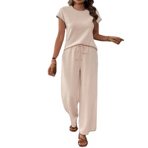 Tenues courtes d'été décontractées pour femmes-Top court imprimé de lettres-T-shirt et short-Ensemble de deux pièces pour femmes-Fournisseur BD - Product Image 5