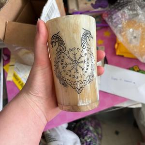 Taza Hecha a Mano de Cuerno de Búfalo Ecológica |   Jarra Vikinga Natural de Cuerno de Buey para Beber Cerveza, Vino o Hidromiel |   Artículos Artesanales de Estilo Americano - Product Image 1