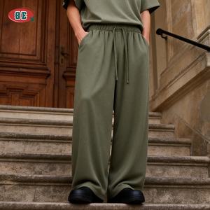 Pantalons de survêtement vintage de qualité supérieure, personnalisés avec un logo, en gros, poids lourd, 45% polyester, tricotés, jambes droites - Product Image 2