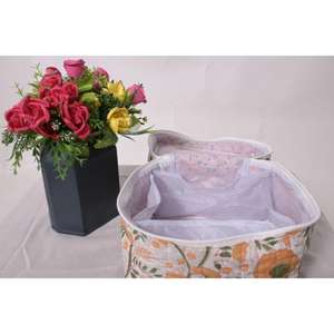 Grande trousse de maquillage matelassée en coton faite à la main, imprimé floral, organiseur de cosmétiques, trousse de toilette de voyage, sac de rangement à fermeture éclair - Product Image 5