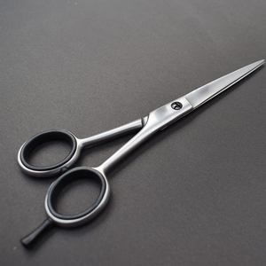Ciseaux de barbier de qualité professionnelle pour coupes de cheveux expertes Ciseaux tranchants et fiables pour barbiers professionnels - Product Image 4