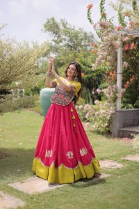 Lehenga Choli Tradicional India con Diseño de Flor de Loto, Bordado Gota y Encaje, Tela Romana Elástica, Sin Arrugas, Corte Regular para Mujer - Product Image 5