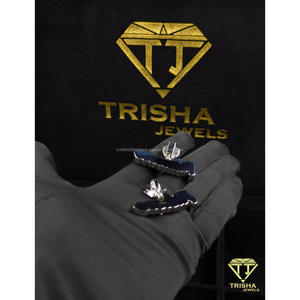 Ensemble de pendentifs pour couple roi et reine, diamants Moissanite VVS, breloques en forme de couronne et de cœur, argent sterling 925, bijoux de luxe par Trisha Jewels - Product Image 5