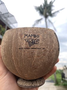 Vasos de Cáscara de Coco 100% Naturales, Libres de BPA y Ecológicos, Reutilizables, Diseño Redondo, Grabado Láser, Origen Vietnam, 150ml/350ml - Product Image 1