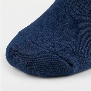 Chaussettes hautes pour hommes, bleu marine uni, tricotées, respirantes, en spandex et polyester, style sport, automne, style classique - Product Image 6