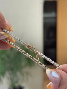 สร้อยข้อมือเพชรสร้างในห้องปฏิบัติการแบบ Half Paperclip Chain ทอง 18 กะรัต ขนาด 6.5 นิ้ว 5.628 กะรัต เครื่องประดับหรูหราทันสมัยสำหรับใช้ในชีวิตประจำวันสำหรับเธอ - Product Image 1