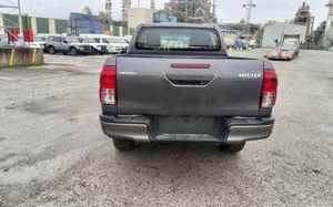 USADO ASEQUIBLE para Hilux Revo Doble Cabina Pickup 6.1-8L Turbo Diésel Automático Volante a la Izquierda Asientos de Cuero Oscuro Neumáticos R21 - Product Image 2