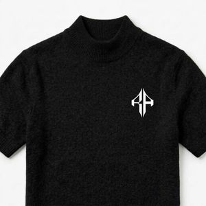Suéter Negro de Punto con Logotipo Blanco, Manga Corta, Cuello Redondo, para Hombre, Acrílico/Algodón, Corte Regular, Sin Cierre, por RIVIAN ATLANTIC - Product Image 2