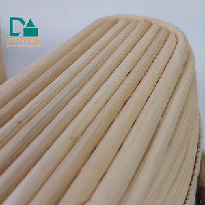 Panier à pain ovale en rotin écologique professionnel avec fouet à pâte et accessoires de cuisson - Product Image 4