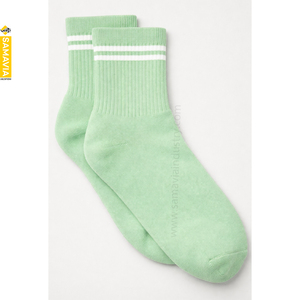 Vente en gros de chaussettes de sport en coton SAMAVIA personnalisées, respirantes, absorbant la transpiration, à motif géométrique, à hauteur de la cheville, de haute qualité, tricotées - Product Image 2
