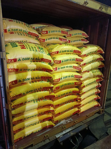 Urea Perlada de Grado Automotriz Fabricada en Vietnam, Envío en Abril - Mayo de 2026, Empacada en Bolsas de 50 kg y 1000 kg - Product Image 3