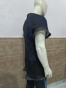 Camisa de malla metálica medieval hecha a mano con remaches, de acero dulce, de media manga, estilo Hauberk de caballero con ribete de cuero para eventos históricos - Product Image 3