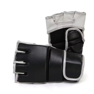 Gants de Sparring MMA et Kickboxing Professionnels Respirants et Imperméables à Demi-Doigts, Personnalisables – Meilleures Ventes, Haute Qualité - Product Image 3