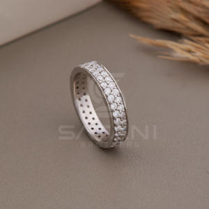 Anillo de Eternidad de Doble Hilera de Moissanita D VVS, Anillo de Boda Apilable Diseñado para un Brillo Eterno, Elegancia Diaria y Estilo Moderno - Product Image 3