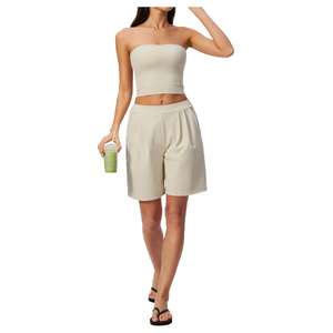 Ensemble de yoga 2 pièces pour femme : haut court sans bretelles et short plissé taille haute – Tenue de sport et de fitness pour la gym - Product Image 5