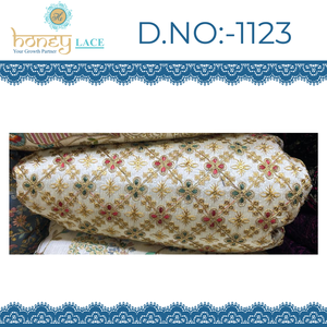 ผ้าเฟนดี้เนื้อนุ่ม ระบายอากาศได้ดี ปักลายดอกไม้ สำหรับชุดแต่งงาน ของตกแต่งบ้าน สไตล์หรูหรา เฟอร์นิเจอร์หรูหราแบบไม่ถักทอ สำหรับเด็กผู้ชาย - Product Image 3