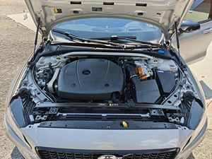 Smooth Trade 2024 Volvo V60 Recharge Polestar Engineered Wagon, Listo para Envío Mundial - Product Image 4