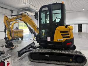 Mini-excavatrice compacte Sany SY50U de cinq tonnes avec système hydraulique robuste pour la rénovation de maisons, les travaux de terrassement et les chantiers flexibles. - Product Image 2