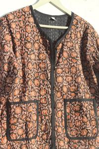 Impresionante chaqueta Kantha de algodón vintage Chaqueta reversible Chaqueta corta Kantha - Product Image 6