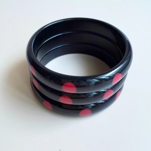 Pulseras de Resina Sin Níquel, Pulseras de Resina Sin Plomo, Pulseras de Resina con Acabado Sólido, Pulseras de Resina Personalizadas de Fábrica, Artículo al por Mayor - Product Image 5