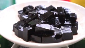 Premium <b>Dried</b> <b>Grass</b> Jelly Herbal Jelly Beverages Dessert Cooling Refreshing High Fiber Supports Healthy VietDelta Brand - Product Image 3