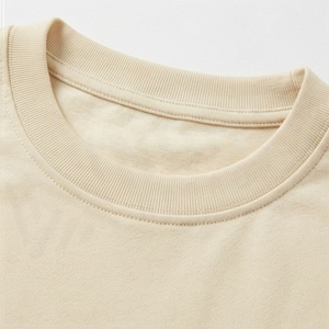 Ensemble 2 pièces tricoté pour femme : T-shirt à manches courtes de couleur unie et short au-dessus du genou, col rond, coupe ample, décontracté, pour le printemps et l'été - Product Image 4