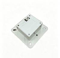 Lecteur de cartes de contrôle d'accès intelligent encastré 2,4 GHz Bluetooth 13,56 MHz 125 kHz Protocole Wiegand Matériau PC blanc