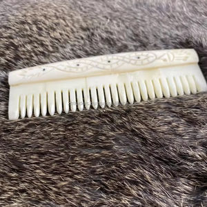 Peigne en os de buffle fait à la main Peigne en os de buffle poli Peigne à cheveux en os de buffle de haute qualité du fabricant indien - Product Image 1