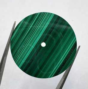 Cadran de montre artisanal en malachite naturelle A K Gems, 28,50 mm, face en pierre verte du Rajasthan, pour montres mécaniques automatiques - Product Image 5