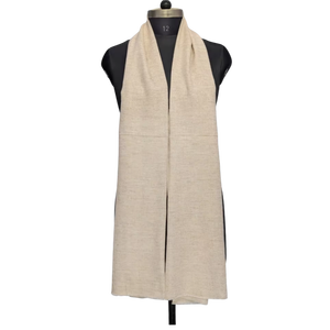 Bufanda Premium Beige Lisa con Textura para Mujer, Estola Hecha a Mano de Lana Acrílica de 28x80 Pulgadas, Chal de Fibra Suave de Alta Calidad - Product Image 1