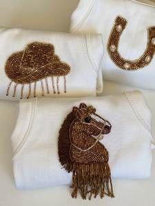 <b>White</b> T-Shirt With Beaded Horse Cowboy Hat And Horseshoe Embroidery Handmade Cotton Craft - Product Image 1
