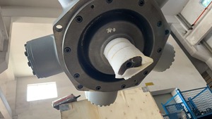 Motor de pistones radiales estándar de baja velocidad y alto torque HMB080/P/FM3/70 HMB125/P1/FM3/70 HMHDB400/Z/70/PL1078 HMB200/P1/FM4/70/PL376 - Product Image 6