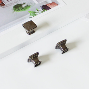 Tirador Cuadrado de Aleación de Zinc Estilo Antiguo para Muebles, Perilla Vintage para Cajones, Herrajes para Cocina, Baño y Mesitas de Noche - Precio Económico - Product Image 2