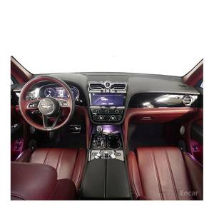 Bentley Bentayga 4.0 V8 modèle août 2021 avec 45 000 km, boîte automatique, sièges en cuir, caméra arrière, conduite à gauche - Product Image 5