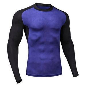 Rashguard personnalisé de qualité supérieure pour hommes, vente en gros, polyester, manches longues, UPF50+, BJJ, surf, plongée - Product Image 3