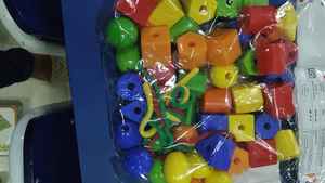 Juego de Cuentas de Plástico Little Fingers LFT 22A para Niños de 2 a 3 Años - Product Image 3