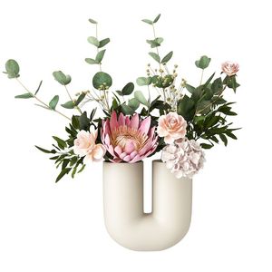 Vase de table en aluminium blanc minimaliste moderne en forme de U, fait main, pour décoration de mariage, maison, villa, hôtel - Product Image 1