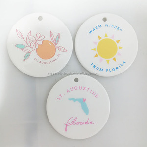 เครื่องประดับตกแต่งคริสต์มาสเซรามิกรูปหัวใจทรงกลมแบบคลาสสิก พิมพ์ลายตามสั่งด้วยเทคนิคซับลิเมชั่น พร้อมกล่องของขวัญ ป้ายห้อยแบบกำหนดเองได้ - Product Image 1