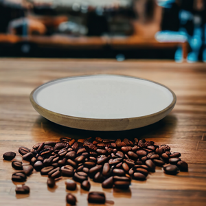 Plateaux de table en bois de manguier faits à la main en émail blanc carré unique brun naturel foncé artisanal servant décoratif en résine de Noël - Product Image 4
