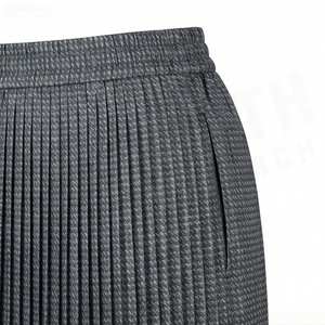 Falda plisada hasta la rodilla para mujer, diseño a cuadros, cintura elástica, tela de gasa, para todas las estaciones - Product Image 5