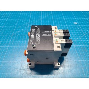 Collecteur de vannes pneumatiques SMC d'occasion – Pièces détachées d'équipement semi-conducteur Legacy - Product Image 2