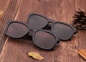 กรอบแว่นสายตากรอบแว่นไม้สำหรับผู้ชายทำด้วยมือไม้ออกแบบโลโก้ตามสั่งแว่นกันแดดไม้ - Product Image 4