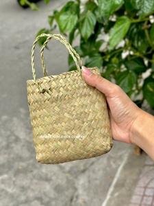 กระเป๋าสานจากหญ้าเซจธรรมชาติ ทำมือ ขายส่ง เป็นมิตรกับสิ่งแวดล้อม เหมาะสำหรับใส่ของช้อปปิ้ง อาหาร ตลาด รับผลิตแบบ OEM - Product Image 4