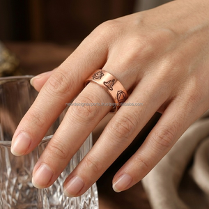 Anillo de Cobre Puro Premium para Chakras • Banda de Yoga y Meditación de Lujo Grabada para Sanación - Product Image 5