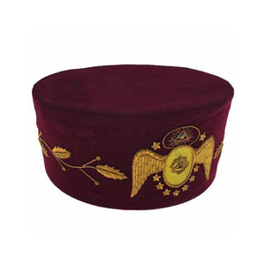 Casquette Couronne Memphis Misraim en Velours Bordeaux de Qualité Supérieure, Broderie Dorée, Vente en Gros - Product Image 1