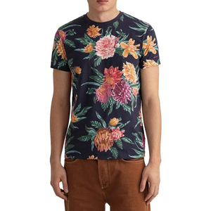 เสื้อยืดผู้ชายลายดอกไม้คุณภาพพรีเมียม ขายดี ทรงโอ คอปก แขนสั้น เหมาะสำหรับใส่ไปเที่ยวทะเลในฤดูร้อน เนื้อผ้าระบายอากาศได้ดี ทรงหลวม - Product Image 1