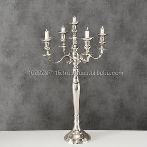 Candelabro de aluminio atemporal con brazos curvos y base resistente para eventos temáticos tradicionales de lujo - Product Image 5